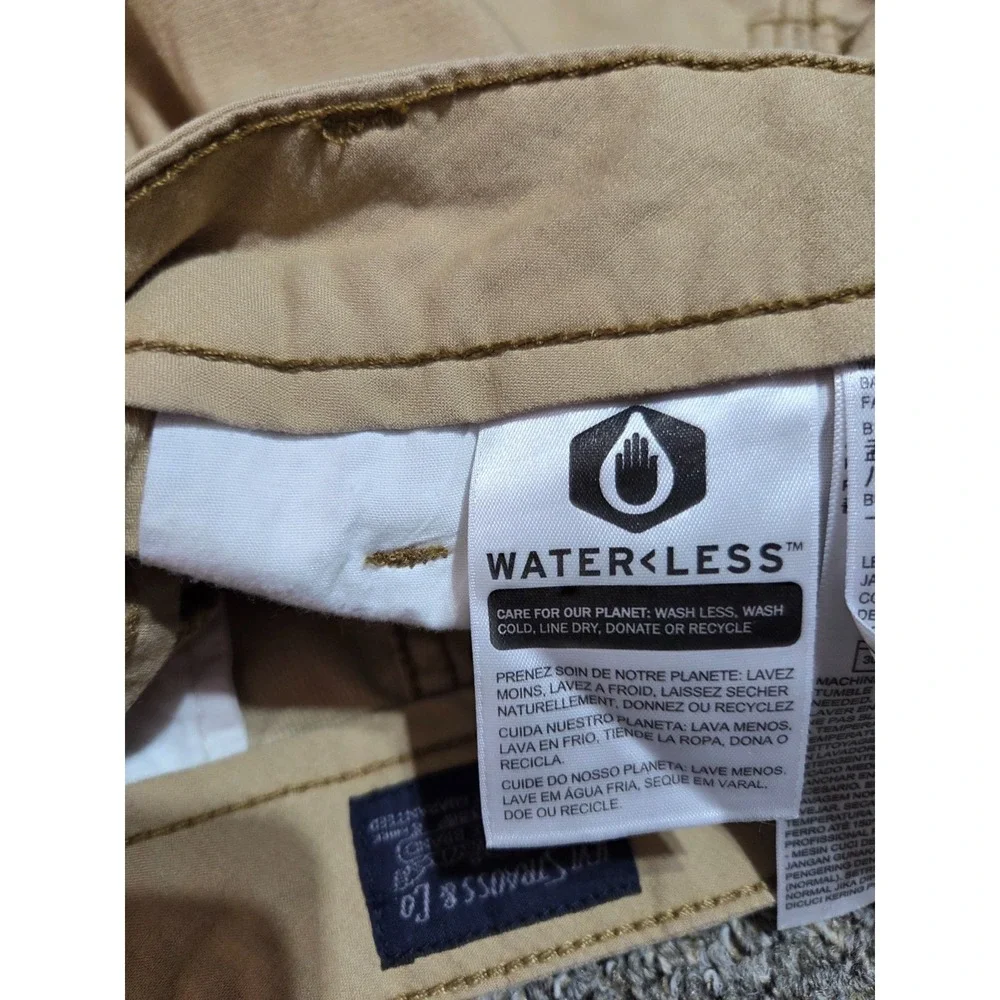Levi Strauss & Co Two Horse Brand Cargo Shorts Mens‎ 32 Khaki Utility Flat Front